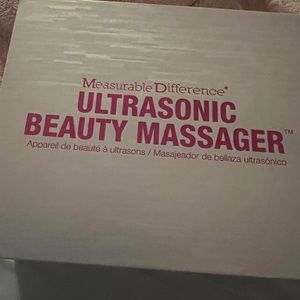 NWOT Ultrasonic Beauty Massager